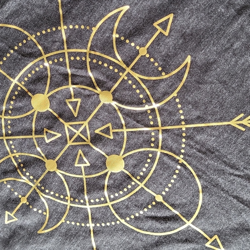 Gold Foil Print Tee - Brand New - Picture 2 of 5